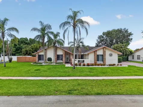 18232 104th Terrace S Boca Raton FL 33498