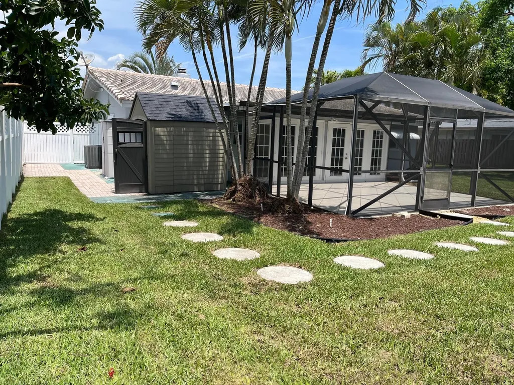 1288 SW 7th Street Boca Raton FL 33486