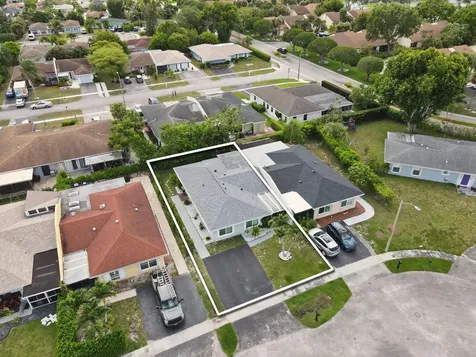7581 Deuce Lane Greenacres FL 33467