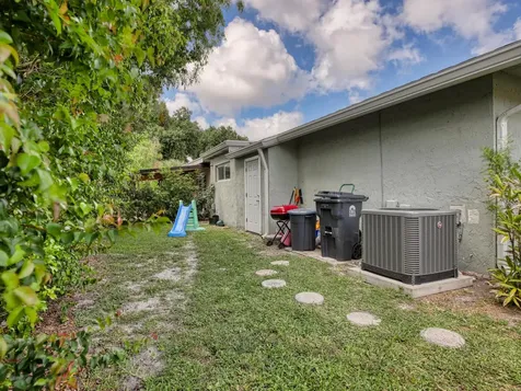 7581 Deuce Lane Greenacres FL 33467
