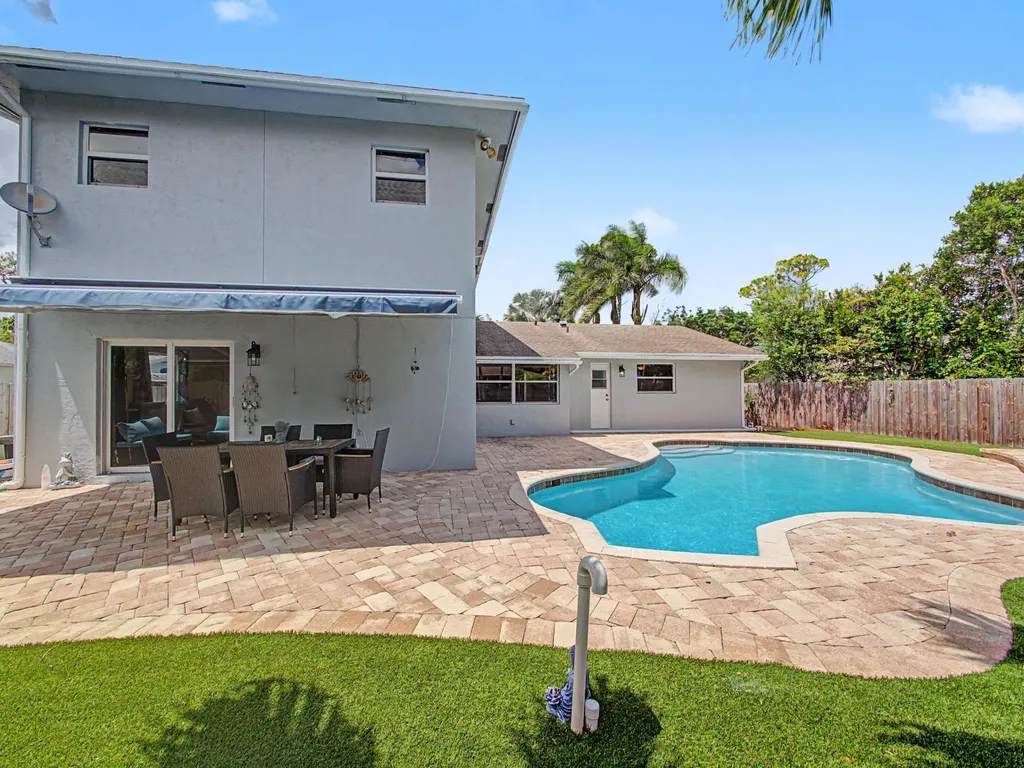 4868 Canal Drive Lake Worth FL 33463