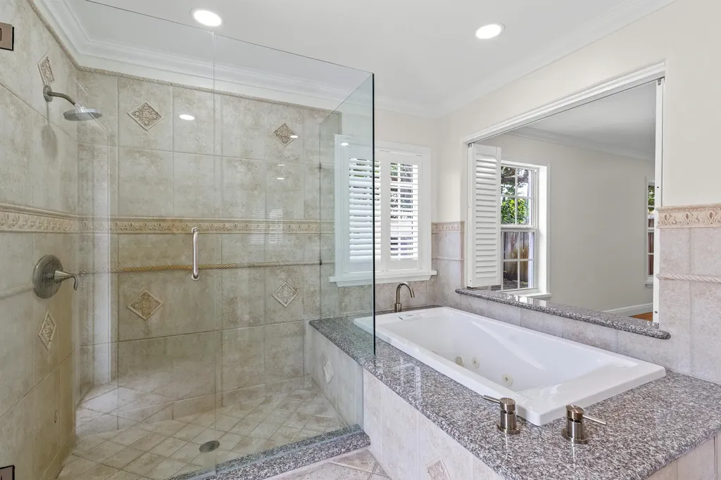 4610 Pinetree Drive Delray Beach FL 33445