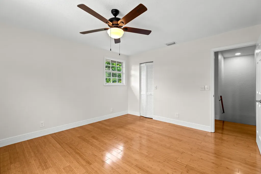 4610 Pinetree Drive Delray Beach FL 33445