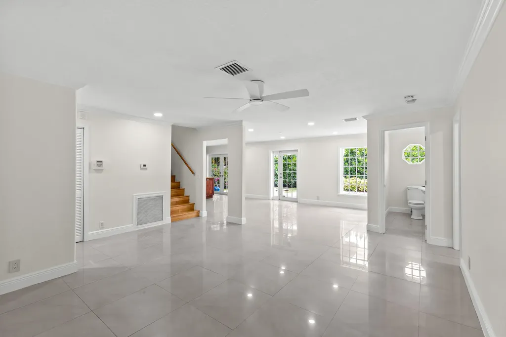 4610 Pinetree Drive Delray Beach FL 33445
