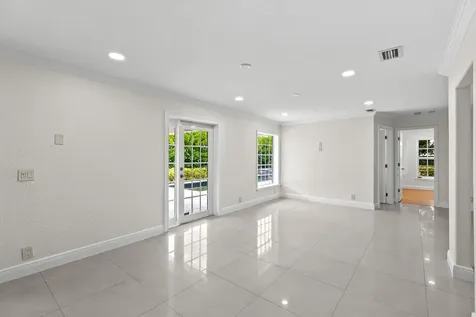 4610 Pinetree Drive Delray Beach FL 33445