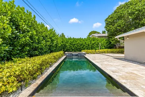 4610 Pinetree Drive Delray Beach FL 33445