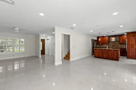 4610 Pinetree Drive Delray Beach FL 33445