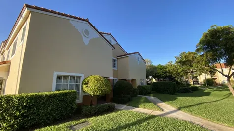 117 Yacht Club Way Hypoluxo FL 33462