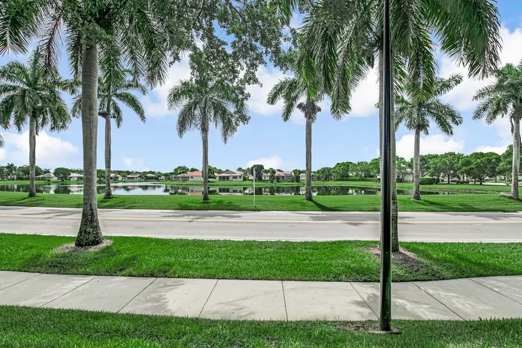 9778 Bowline West Palm Beach FL 33411
