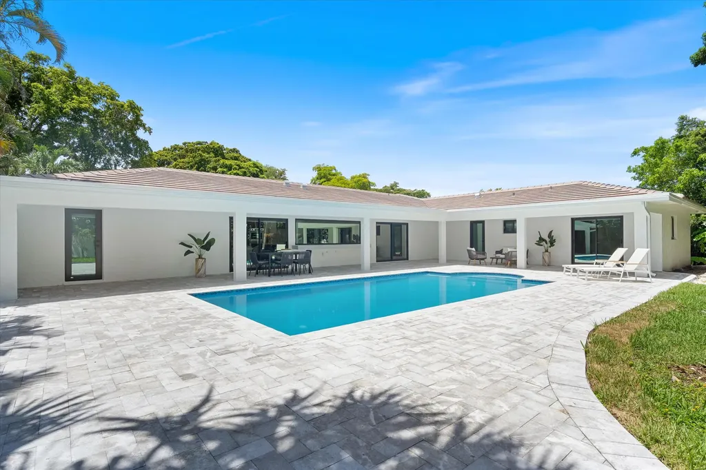 6749 S Grande Drive Boca Raton FL 33433