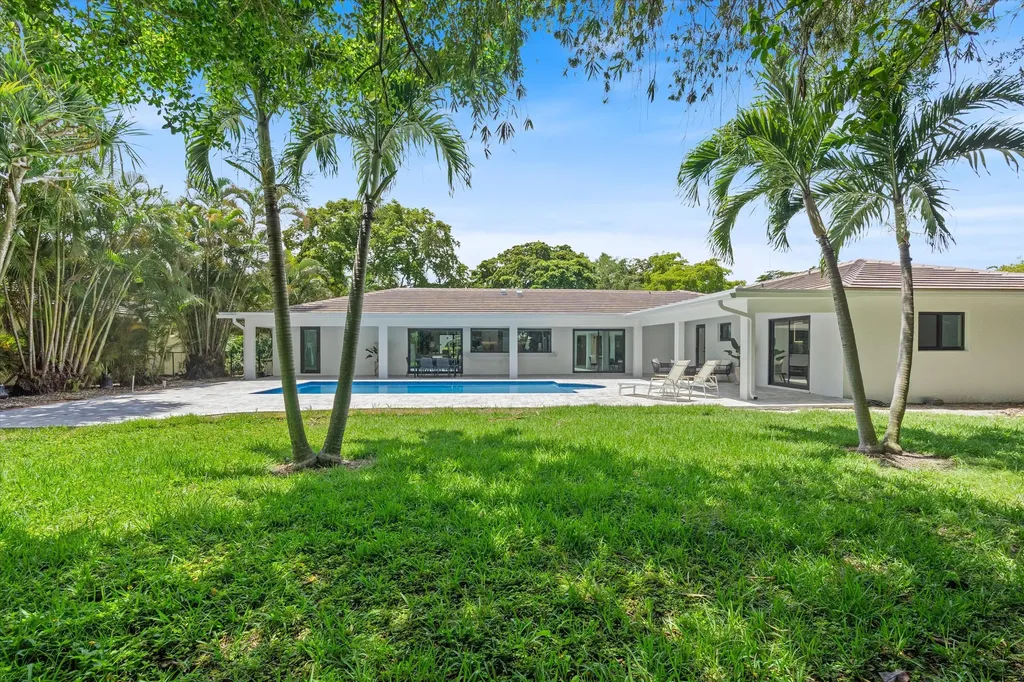 6749 S Grande Drive Boca Raton FL 33433