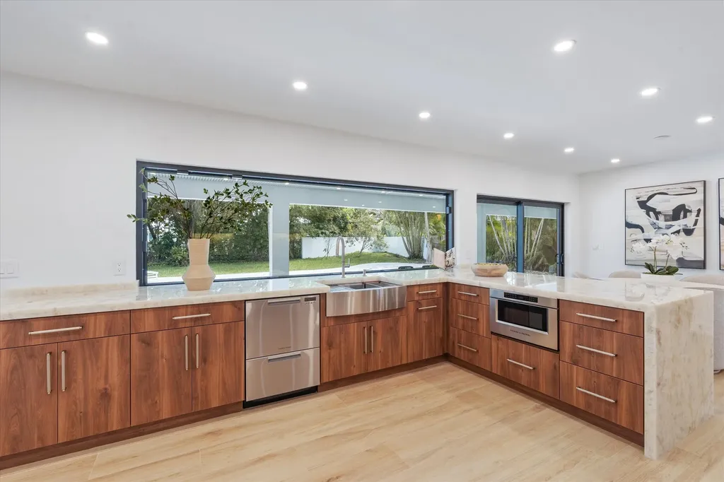 6749 S Grande Drive Boca Raton FL 33433