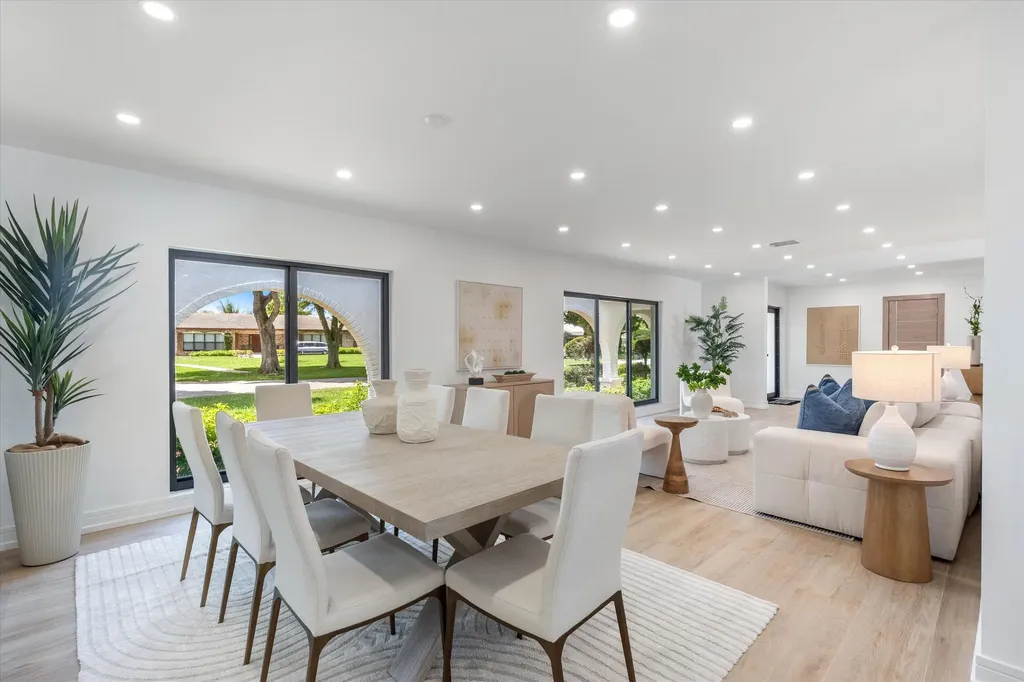 6749 S Grande Drive Boca Raton FL 33433