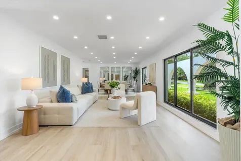 6749 S Grande Drive Boca Raton FL 33433