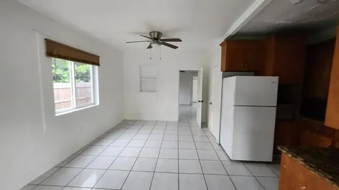 43 SW 11th Street Dania Beach FL 33004