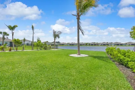 102 Pummelo Place Fort Pierce FL 34981