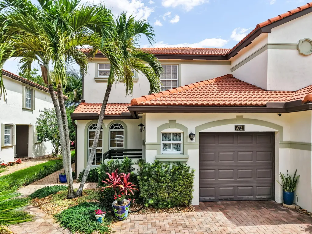 9731 Darlington Place Cooper City FL 33328