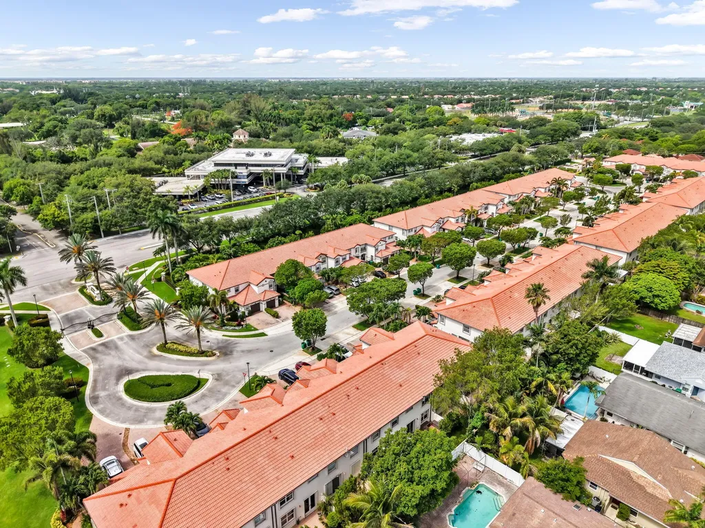 9731 Darlington Place Cooper City FL 33328