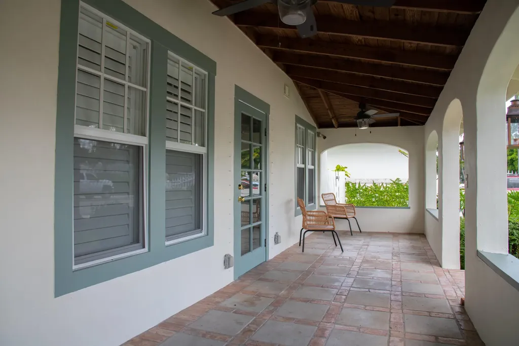506 N Lakeside Drive Lake Worth Beach FL 33460