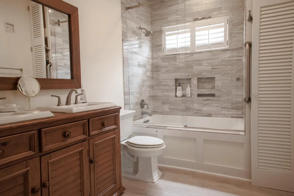 506 N Lakeside Drive Lake Worth Beach FL 33460