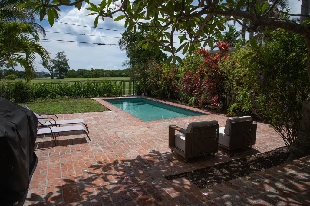 506 N Lakeside Drive Lake Worth Beach FL 33460
