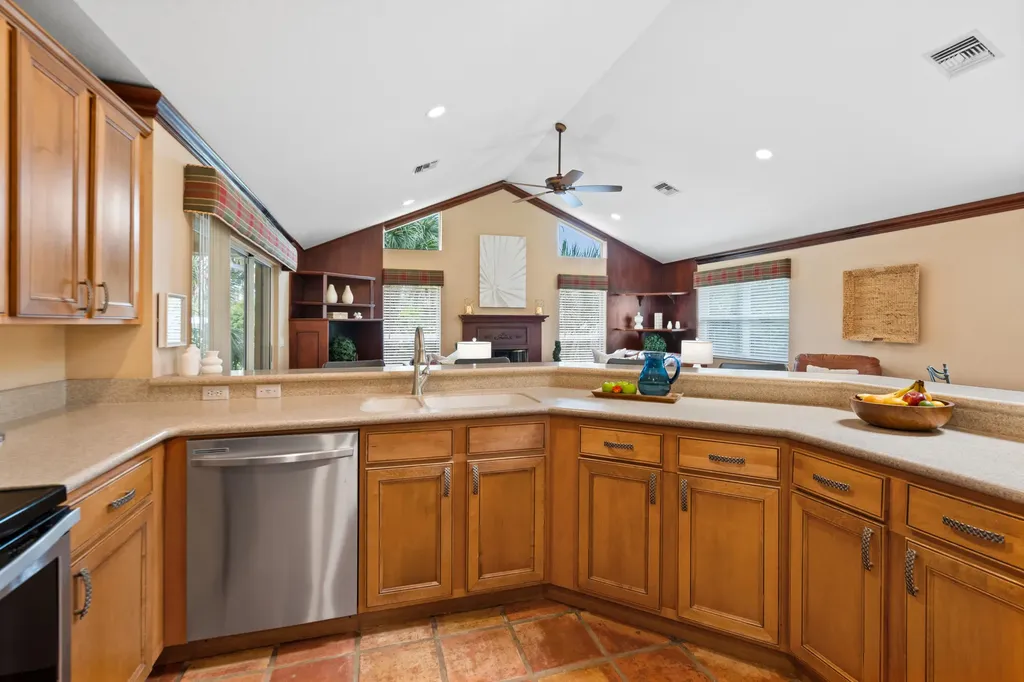 9352 SE Mystic Cove Terrace SE Hobe Sound FL 33455