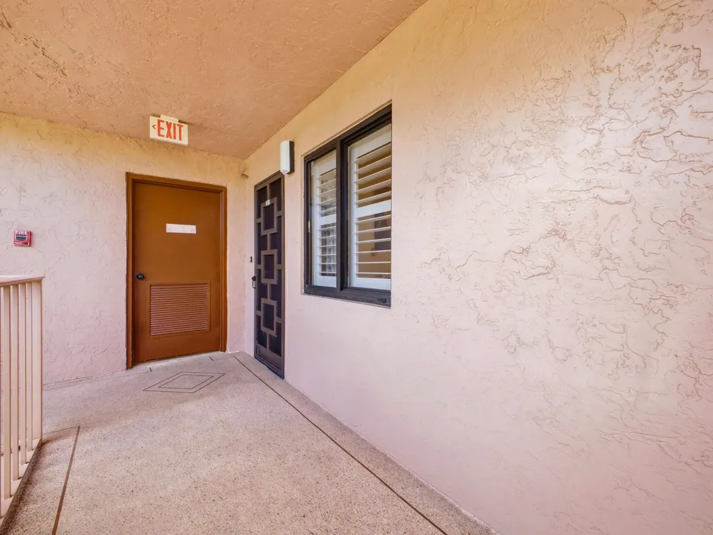 7280 Amberly Lane Delray Beach FL 33446