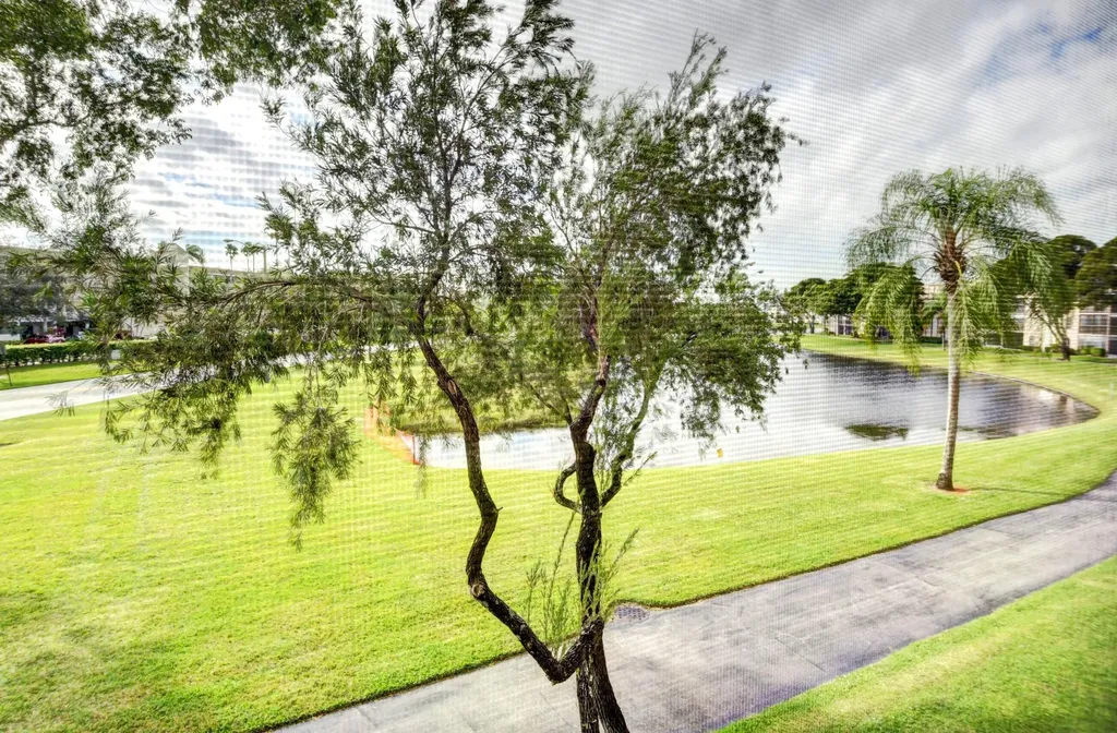 7280 Amberly Lane Delray Beach FL 33446