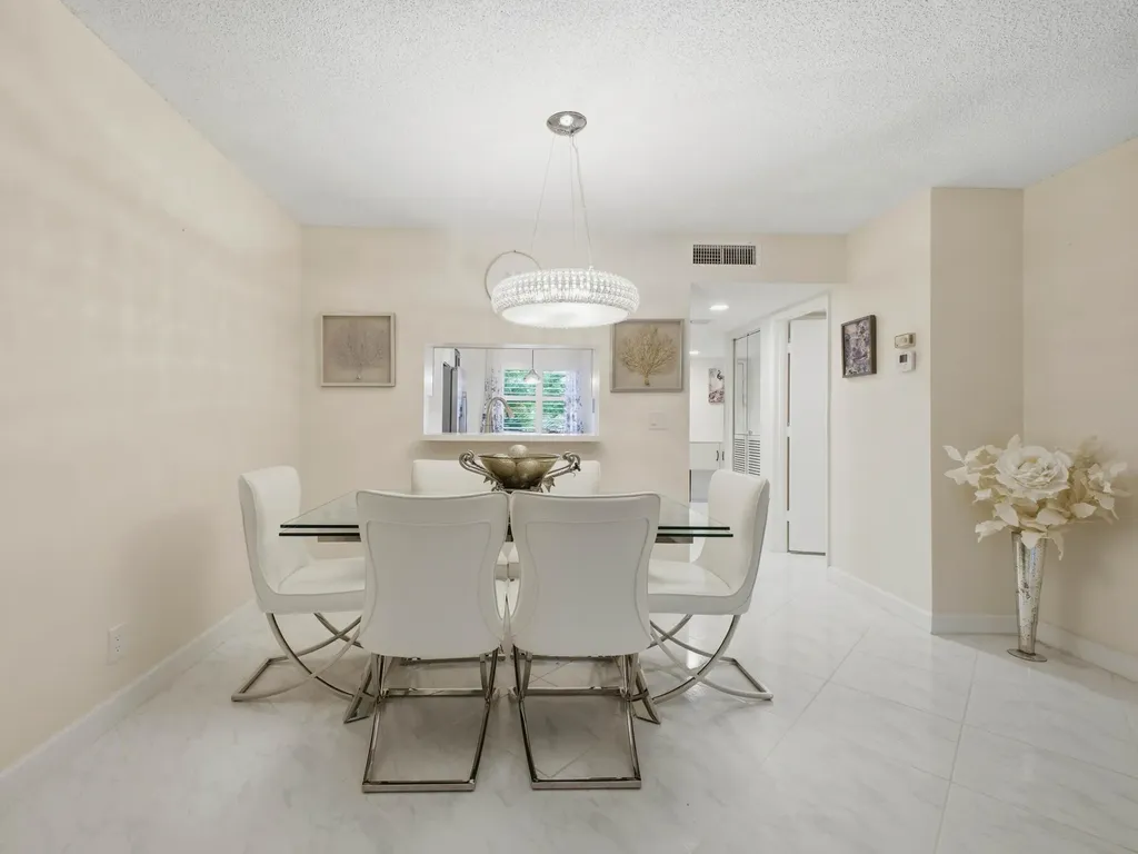 7280 Amberly Lane Delray Beach FL 33446