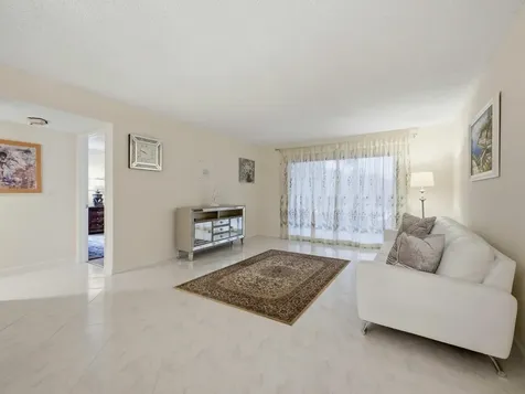 7280 Amberly Lane Delray Beach FL 33446