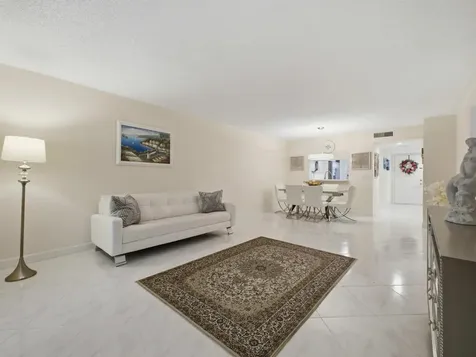 7280 Amberly Lane Delray Beach FL 33446