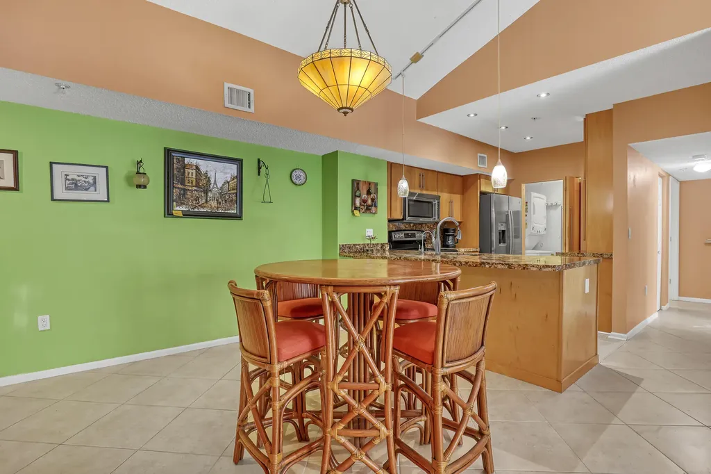 278 Village Boulevard Tequesta FL 33469