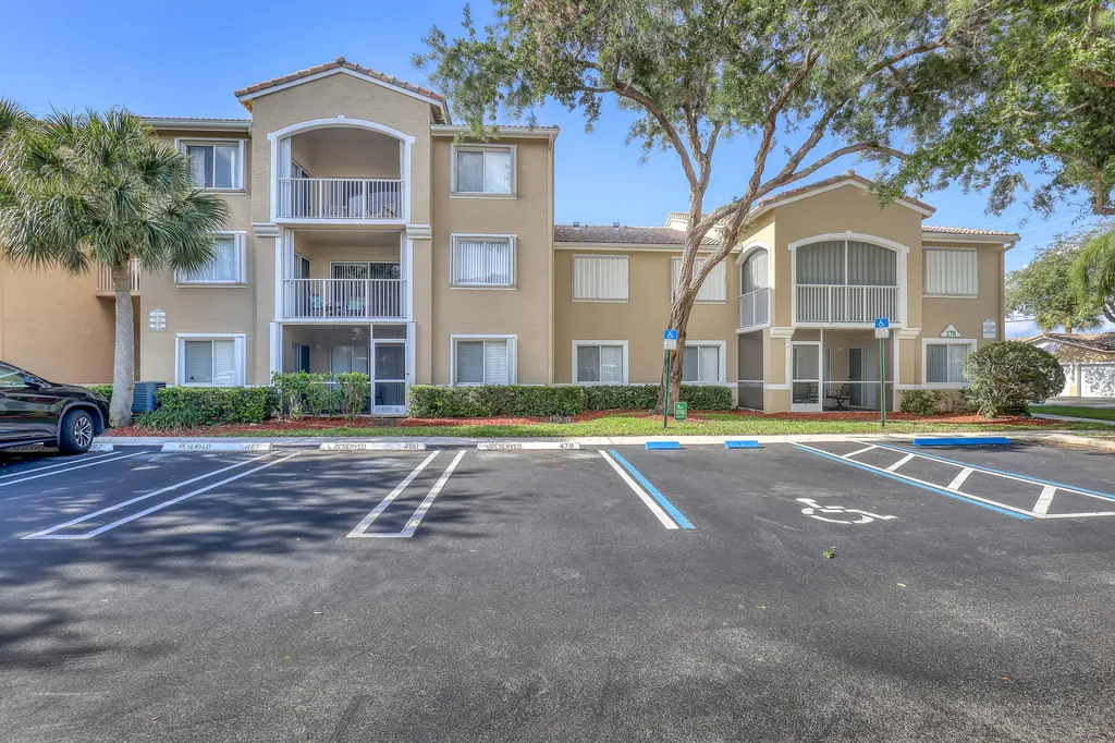 278 Village Boulevard Tequesta FL 33469