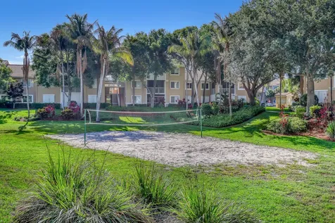 278 Village Boulevard Tequesta FL 33469
