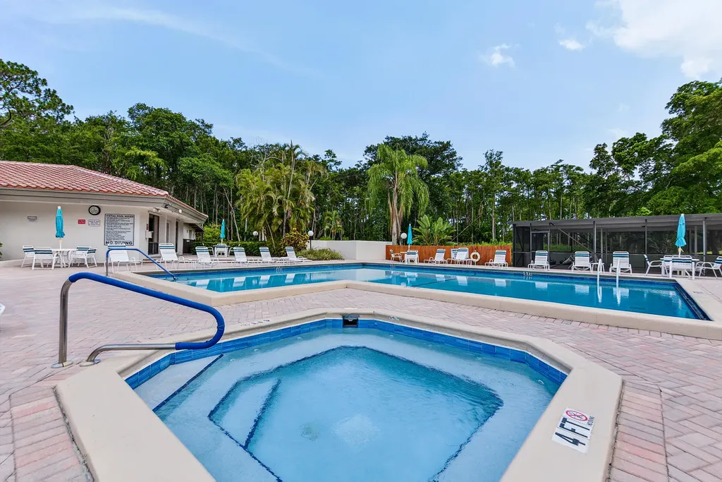 21656 Juego Circle S Boca Raton FL 33433