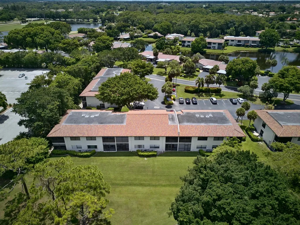 21656 Juego Circle S Boca Raton FL 33433
