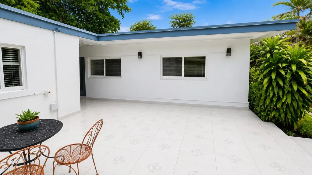 2130 NE 191st Drive North Miami Beach FL 33179