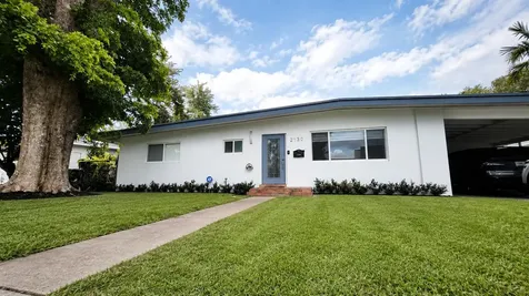 2130 NE 191st Drive North Miami Beach FL 33179