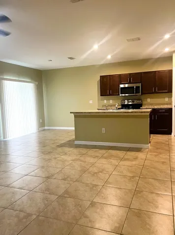 5234 Oakland Lake Circle Fort Pierce FL 34951