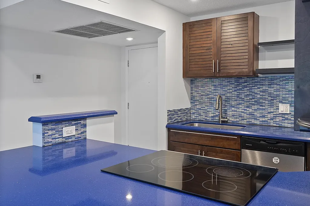 725 Hummingbird Way North Palm Beach FL 33408
