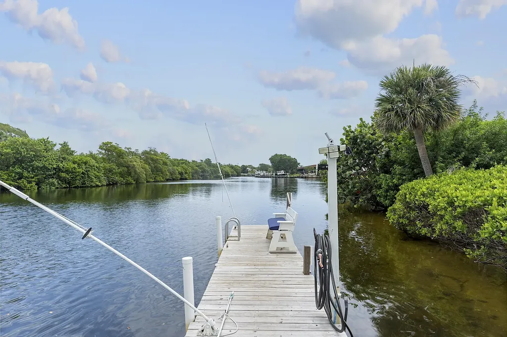 725 Hummingbird Way North Palm Beach FL 33408