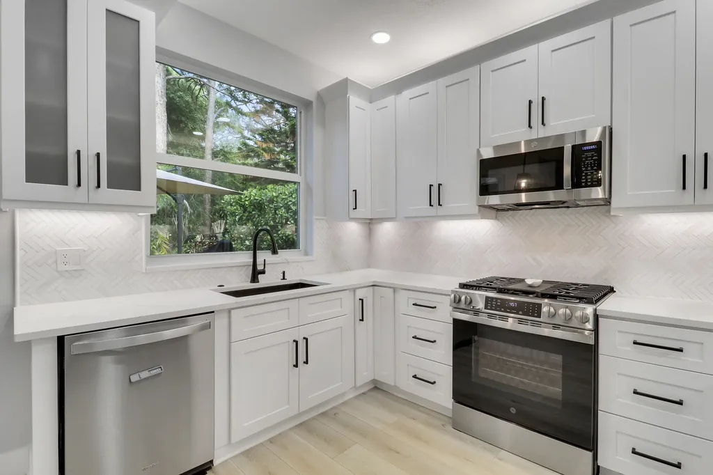 184 Bent Tree Drive Palm Beach Gardens FL 33418