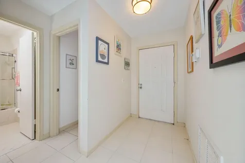 22 Ridge Pointe Drive Boynton Beach FL 33435
