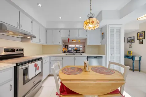 22 Ridge Pointe Drive Boynton Beach FL 33435