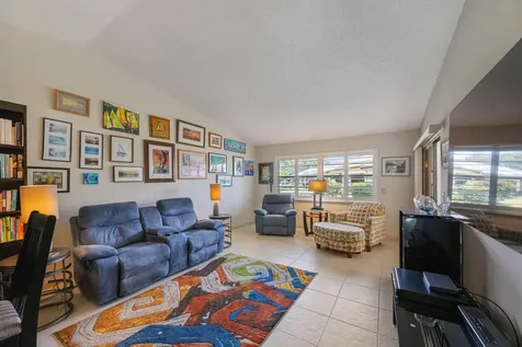 22 Ridge Pointe Drive Boynton Beach FL 33435