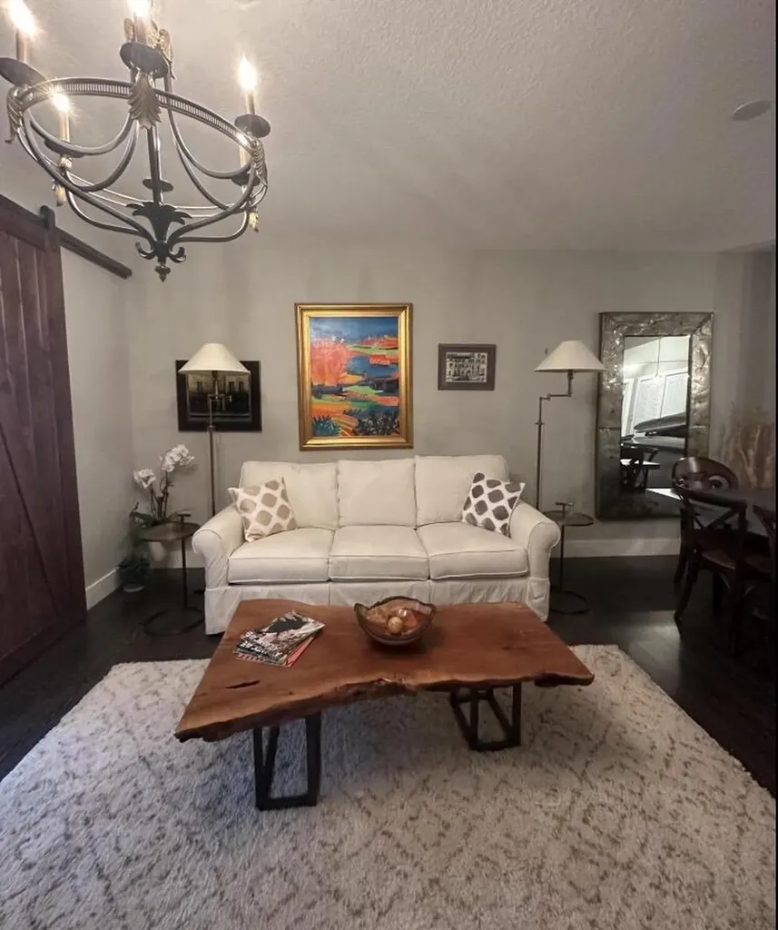 250 NE 3rd Avenue Delray Beach FL 33444