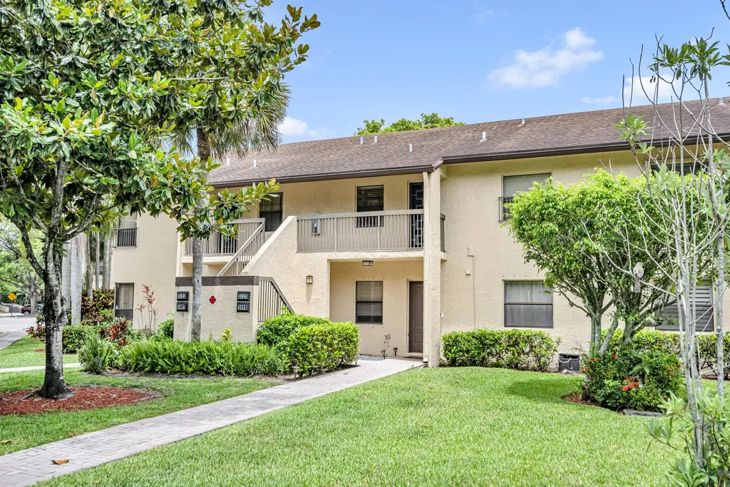 3123 S Carambola Circle S Coconut Creek FL 33066