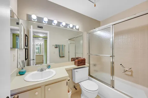 3123 Carambola Circle S Coconut Creek FL 33066