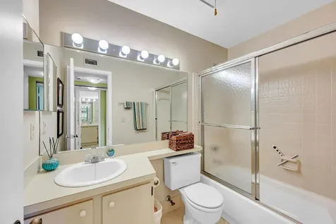 3123 S Carambola Circle S Coconut Creek FL 33066