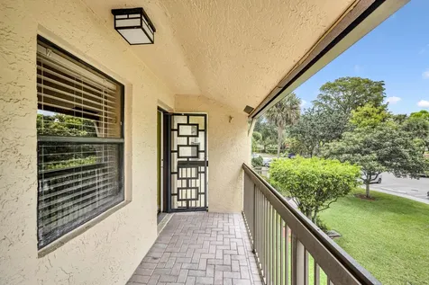 3123 S Carambola Circle S Coconut Creek FL 33066